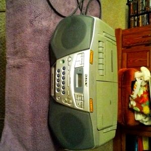 SONY CFD-"S22 Portable boom box